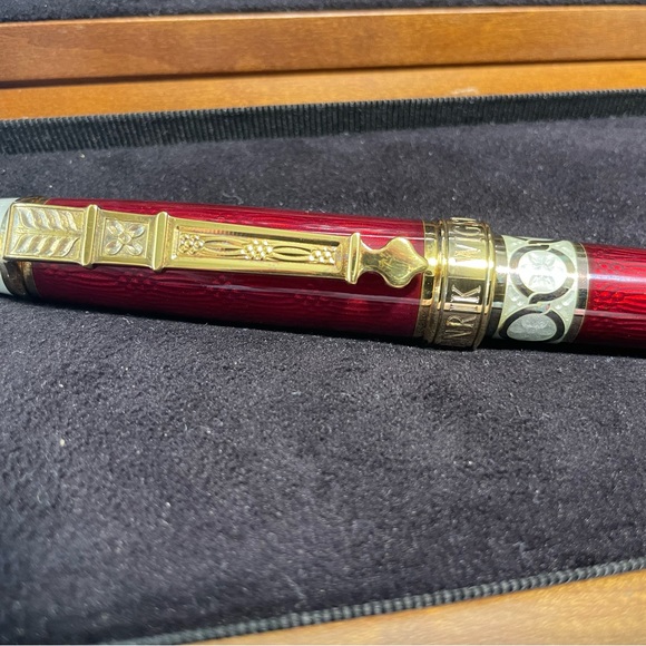 Henrik Wigstrom fountain pen by David Oscarson - Picture 3 of 13